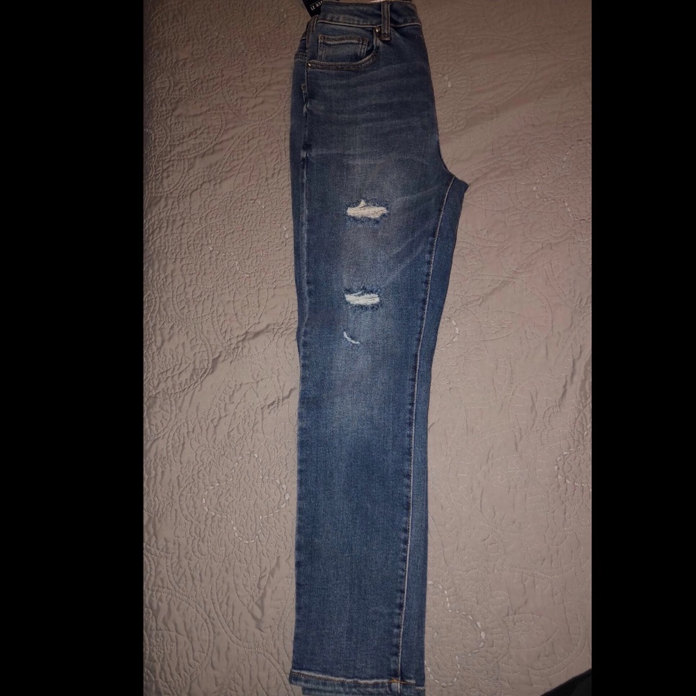 Medium wash jeans; Style:MomJeans , brand new - Picture 1 of 4